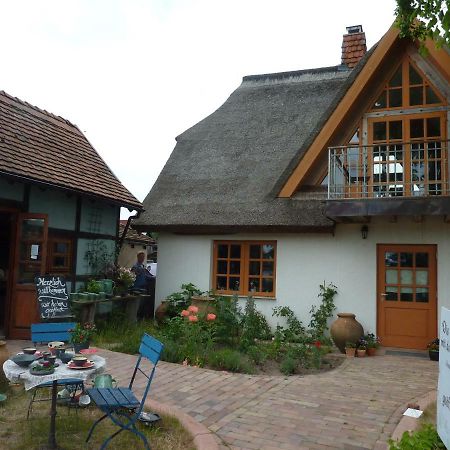 Boddenblick Apartment Wieck Exterior photo